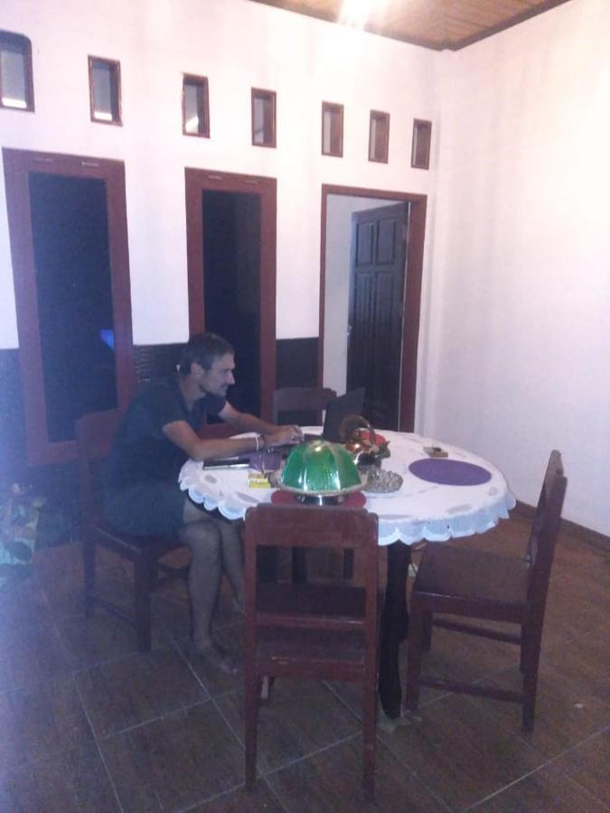 The Sanduk Homestay รานเตเปา ภายนอก รูปภาพ