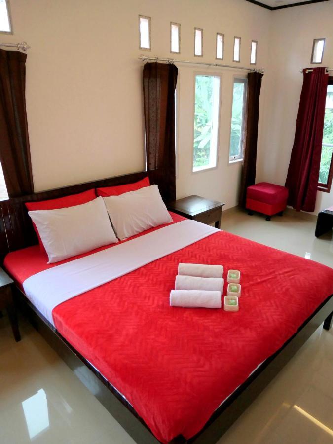 The Sanduk Homestay รานเตเปา ภายนอก รูปภาพ