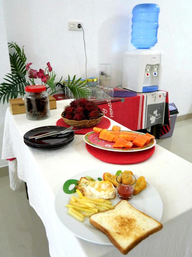 The Sanduk Homestay รานเตเปา ภายนอก รูปภาพ