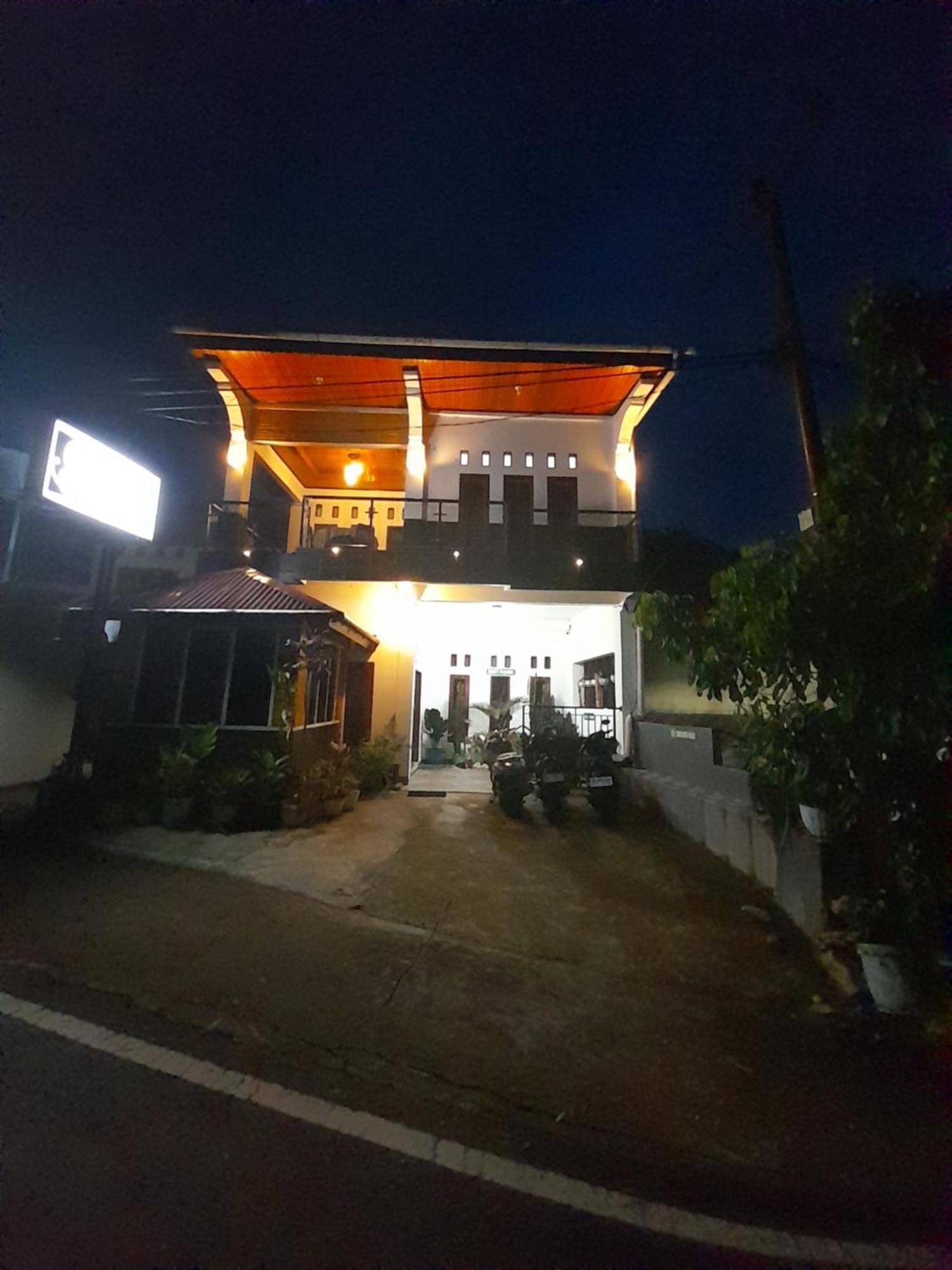 The Sanduk Homestay รานเตเปา ภายนอก รูปภาพ