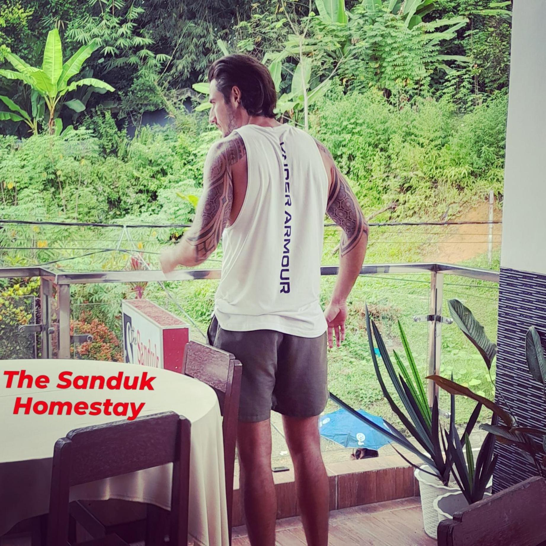 The Sanduk Homestay รานเตเปา ภายนอก รูปภาพ