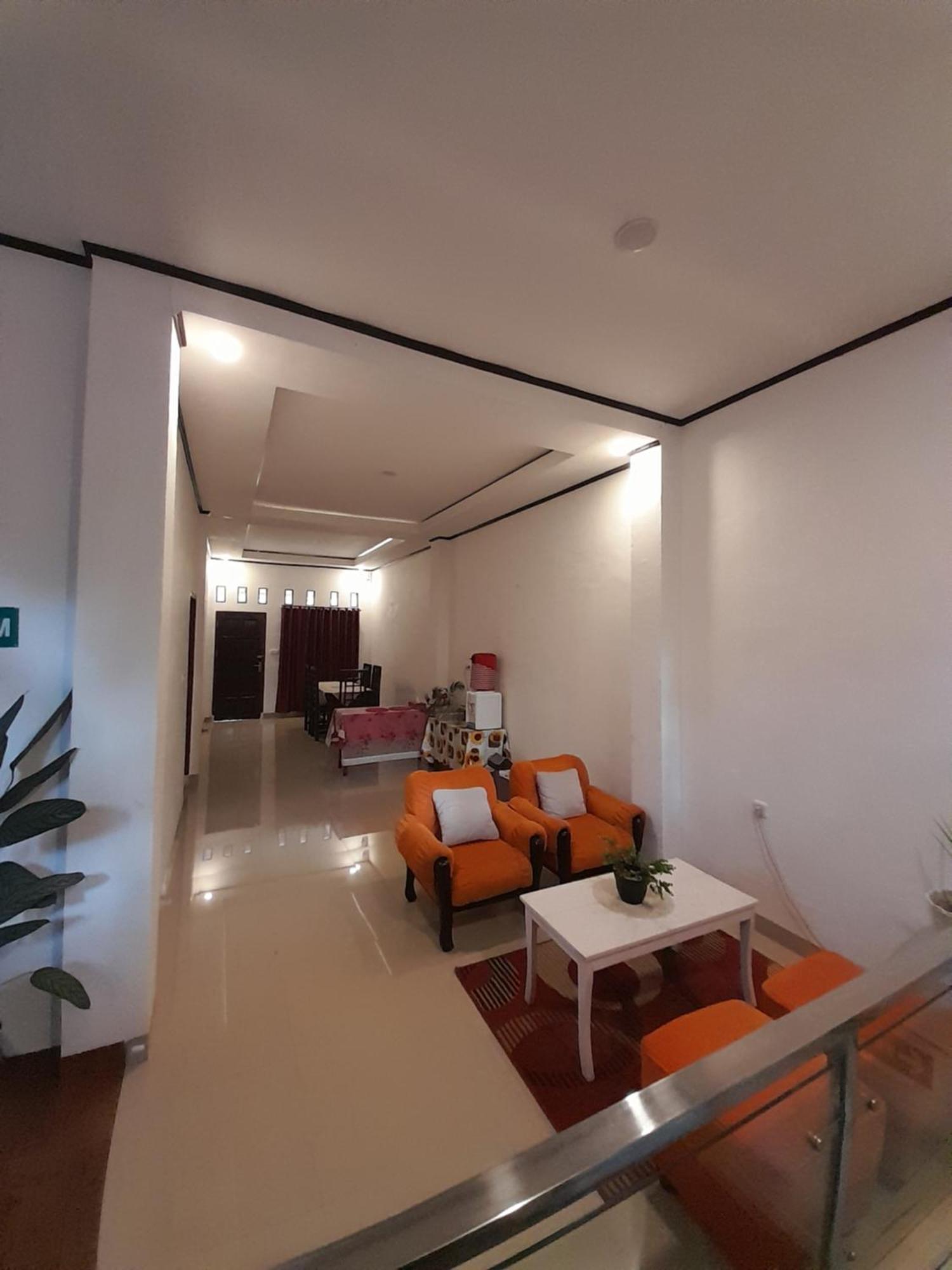 The Sanduk Homestay รานเตเปา ภายนอก รูปภาพ