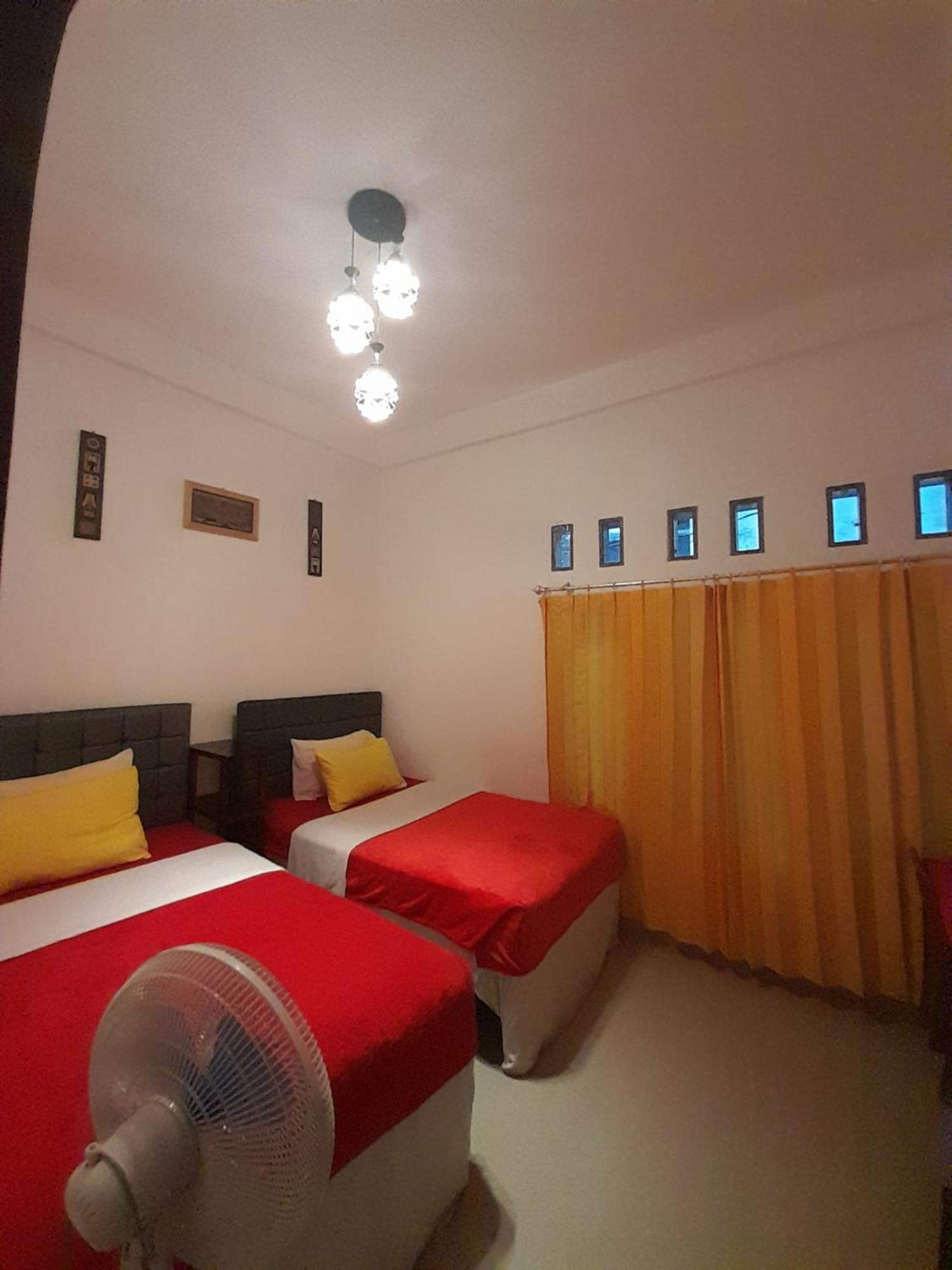 The Sanduk Homestay รานเตเปา ภายนอก รูปภาพ